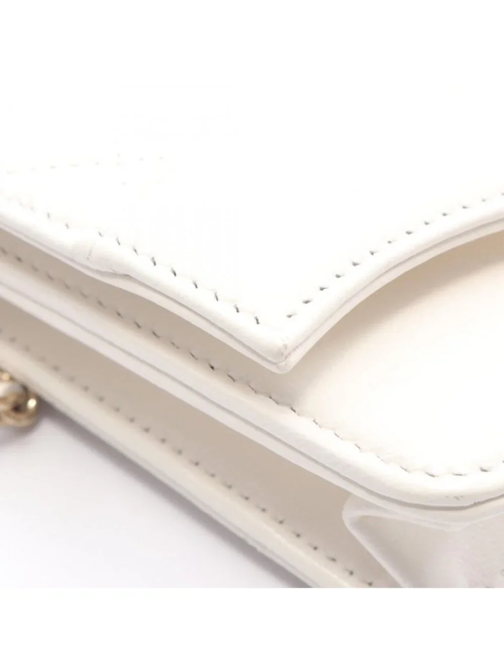Chanel Shoulder Bag Quilted White Leather Chain Wallet